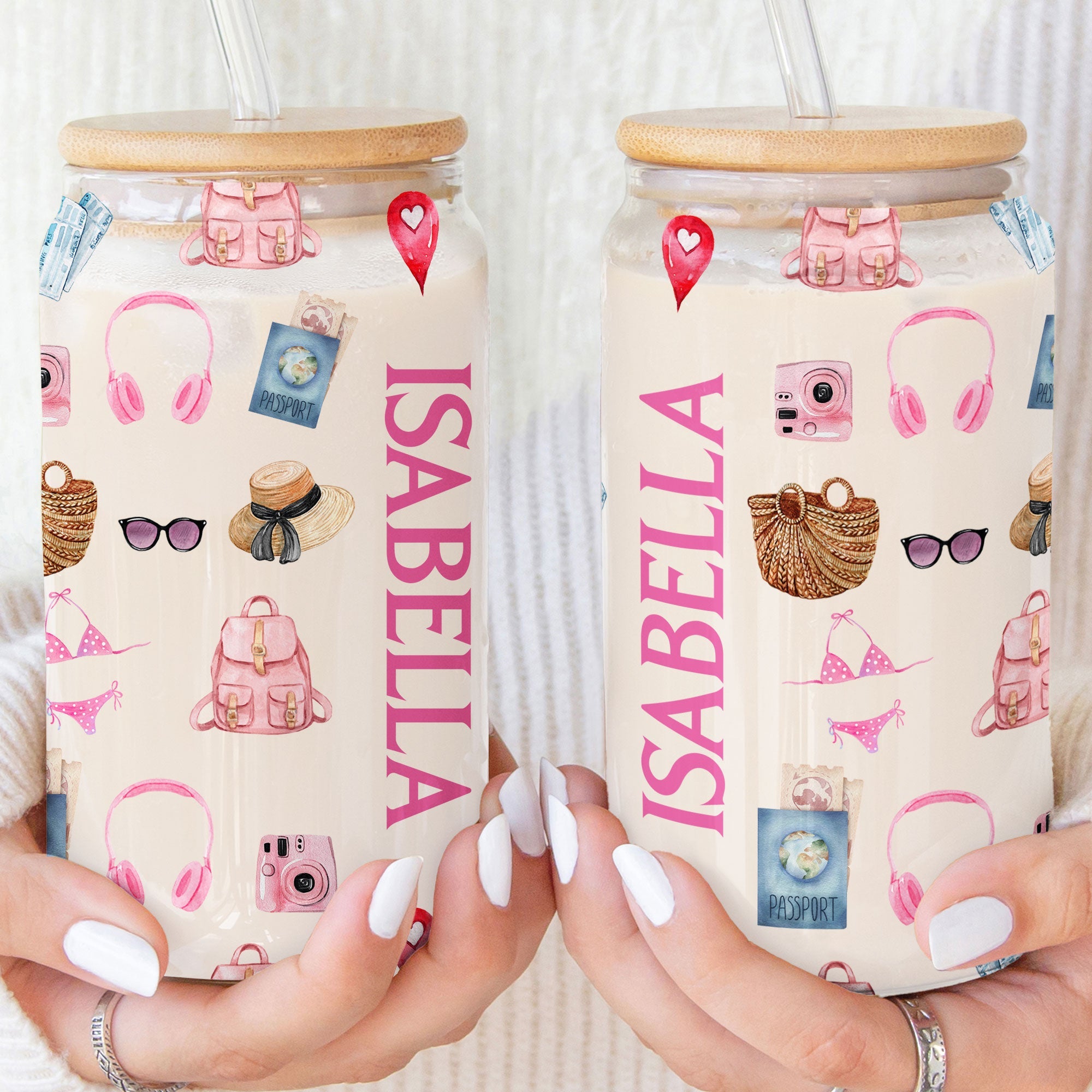 Just A Girl Who Loves Traveling - Personalized Clear Glass Cup