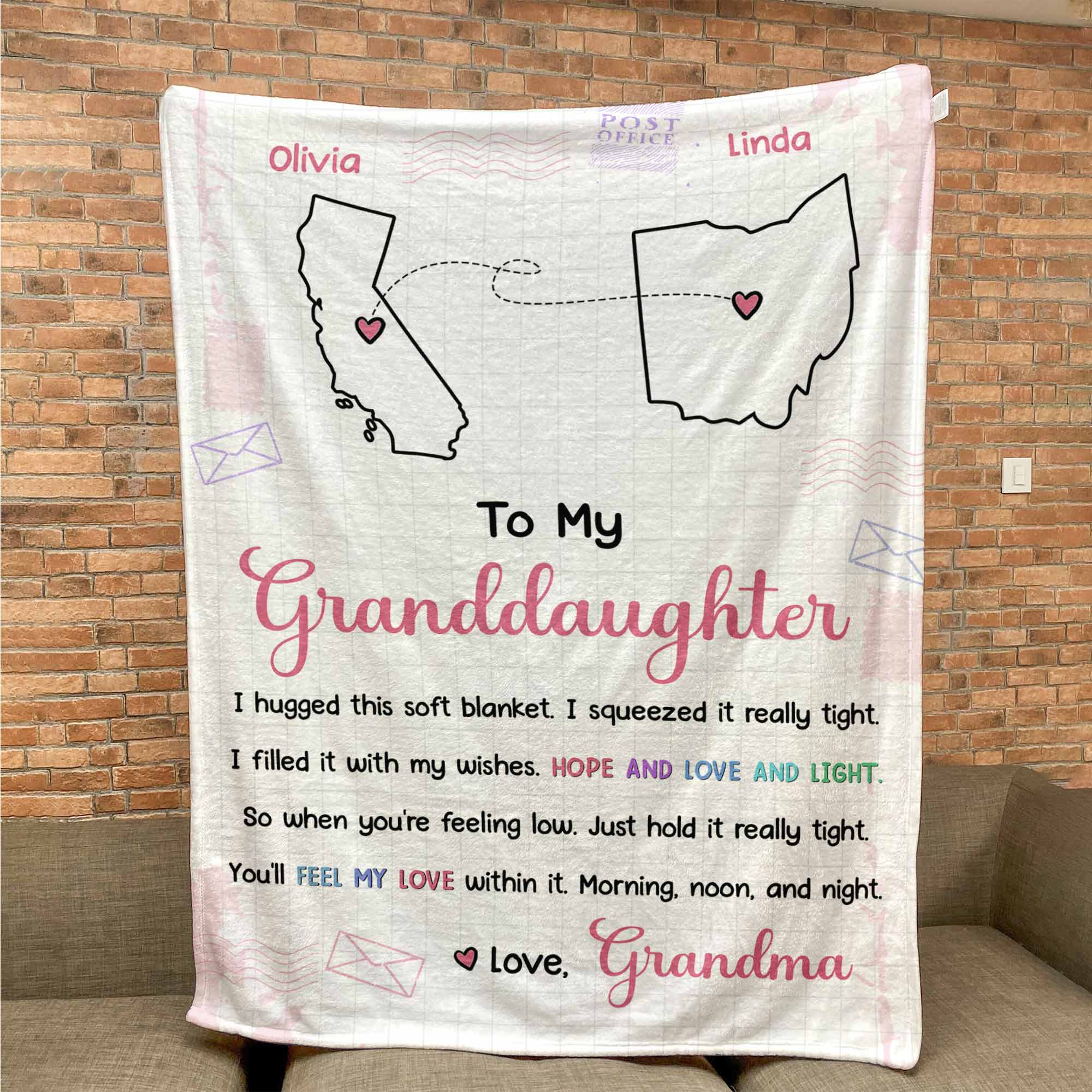 To Granddaughter, Grandson - I Hugged This Soft Blanket - Custom States - Personalized Blanket