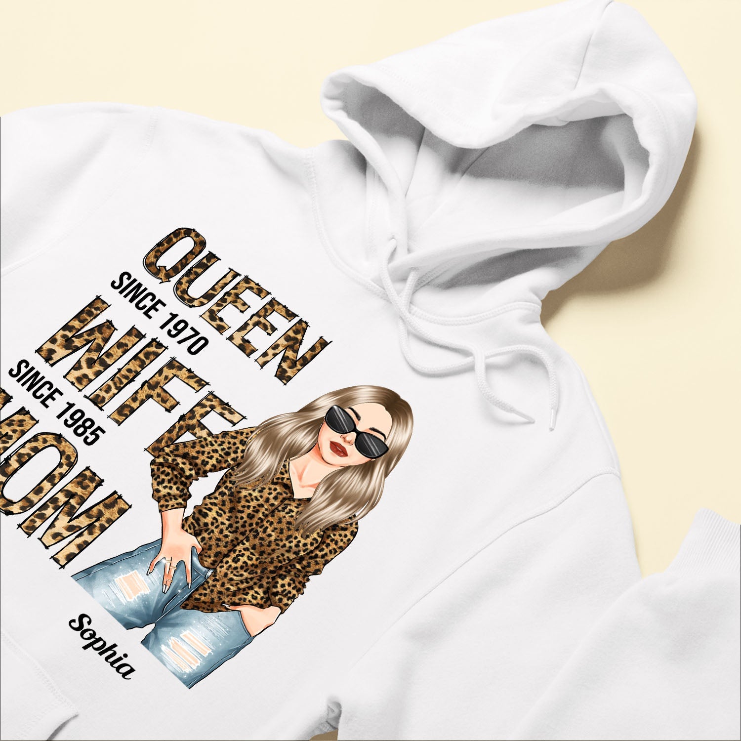 Queen Wife Mom - Personalized Shirt - Anniversary, Valentine's Day, Birthday Gift For Wife, Mom, Grandma - Leopard Woman